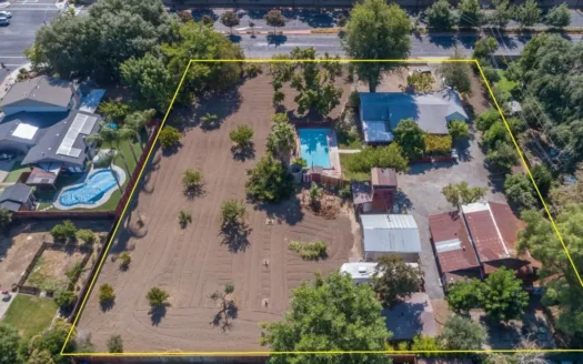 Northern California Small Acreage with Home & Pool for Sale