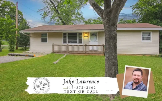 Home for Sale in Thayer, Mo