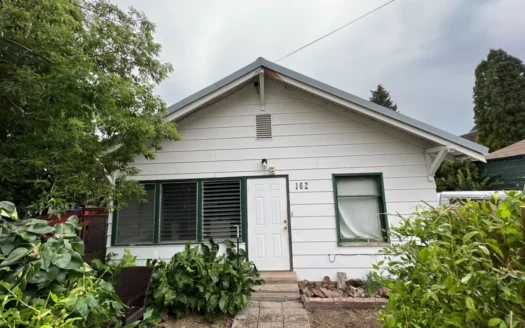 Eastern Oregon Two Bedroom Home – Located in Burns