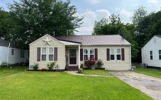For Sale 3 Bedroom Home in Mcalester