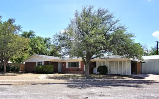 New Listing!  Beautiful Home with Plenty Of Storage!