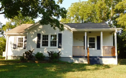 Home in Town for Sale in Columbia, Tennessee