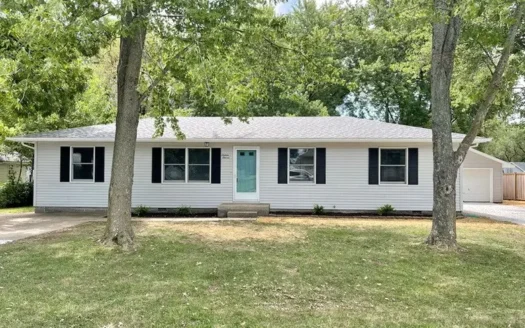 Nevada Missouri Home in Town for Sale