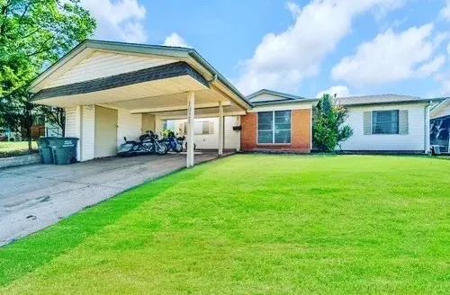 Clinton Oklahoma Home for Sale!!