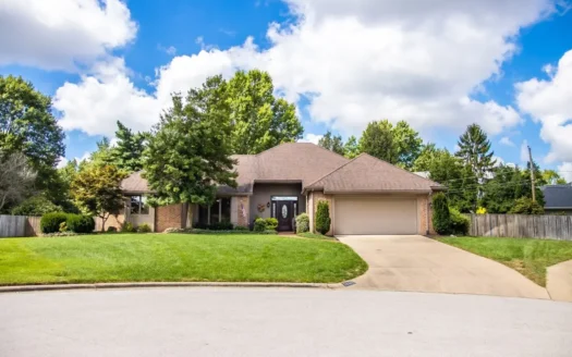 Beautiful Home in Highly Regarded Sub. in Springfield, Mo
