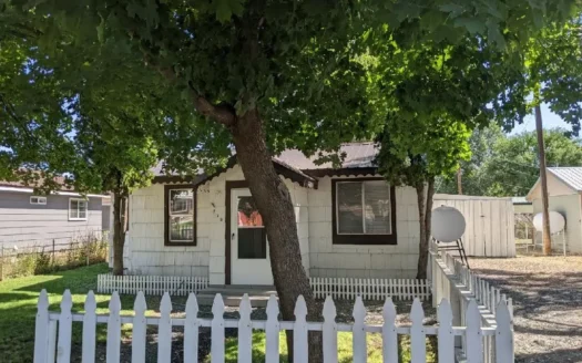 Eastern Oregon Two Bedroom Home – Located in Burns