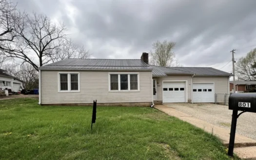 Put Your Finishing Touches on This 3 Bedroom Home in Salem