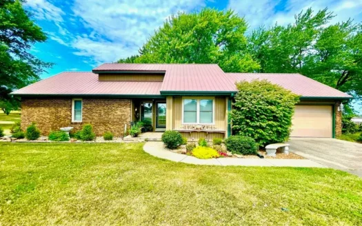 El Dorado Springs Missouri Home in Town for Sale