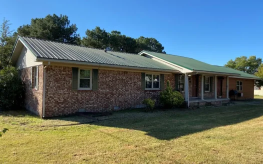 Home and Shop in Town -duck Hunting Lodging in Ne Arkansas