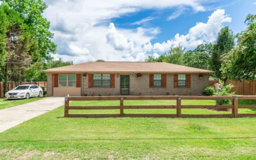 Home for Sale in Hartford, Alabama