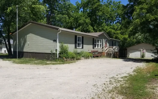 Move in Ready Moravia, Iowa Home for Sale