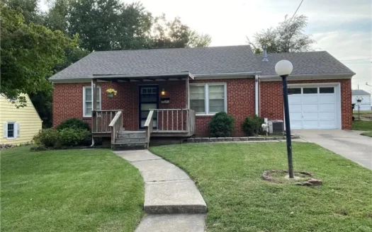 Home in Town, Saint Joseph, Mo