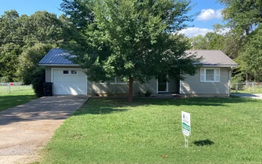 Charming Home for Sale in Jay, Oklahoma
