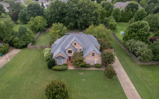 Brick 4 Br 3 Ba, in Willow Green Jackson Tn