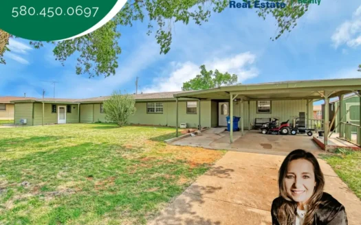 Home for Sale in Burns Flat, Oklahoma