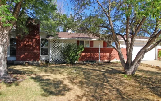 Home Close to Town for Sale in Cortez, Colorado!