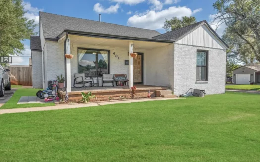 Home For Sale In Elk City, Oklahoma