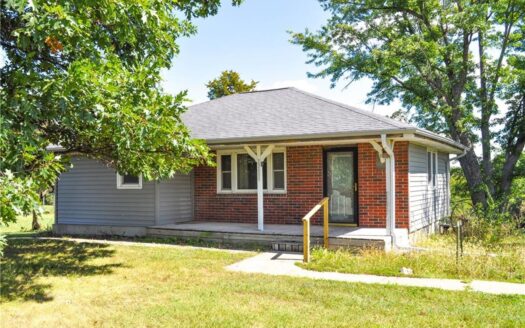 Country Living on 3 Acres – Affordable Small Acreage Home!