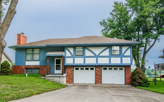 Cameron South Side Home For Sale