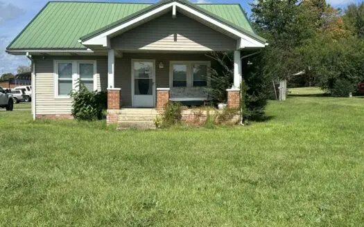 Charming Starter Home in the Heart of Marrowbone, KY!