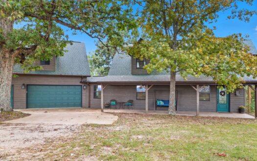 3 Bed Home w/ Pool & Guest Loft on 2+ Acres