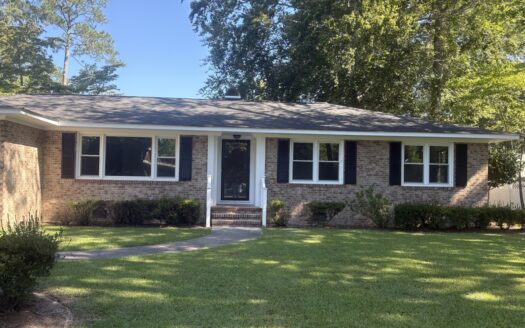 Renovated Brick Ranch in Smallwood!