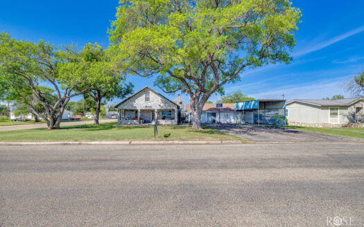 Charming Sonora TX Home with Pool, Shop & Guest Apartment