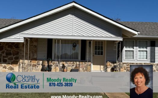 Mini Horse Farm With Acreage In Viola Arkansas For Sale