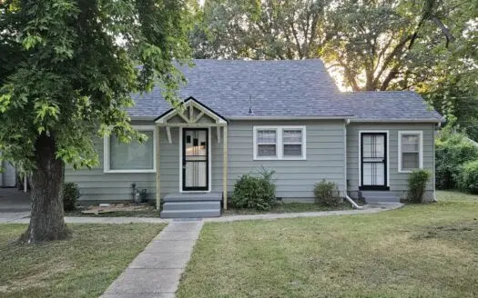 2/3 bedroom 1 bath with a 2 car garage Rector, Arkansas