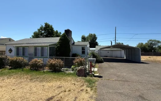 Home + Business Potential with Flexible R3 Zoning