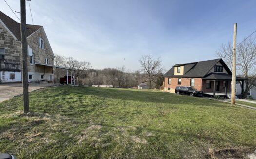 Prime Residential Lot in Historic Hermann, MO!
