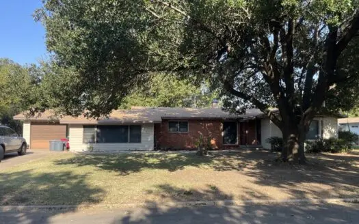 Woodway, TX – Great home in a great neighborhood!