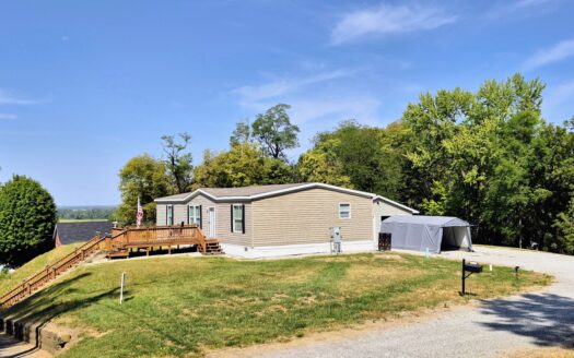 Home for Sale in Glasgow, MO, 3 Bed / 2 Bath, Missouri River View
