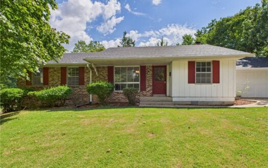 Remodeled 4 Bed Home w/Basement In Town Mountain Home For Sale