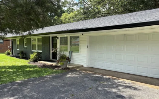 Beautiful Remodeled Home in Town