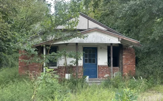 Fixer-Upper Home for Sale in Hartshorne, OK