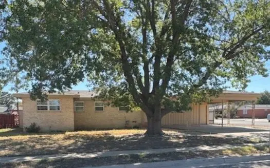 Really Cute 3/2/With Carport House For Sale In Fort Stockton