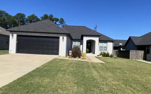 Beautiful Home in Legacy Pointe