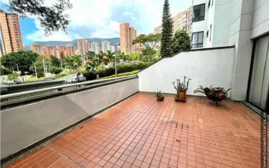 Amazing apartment with excellent location in Lo balsos