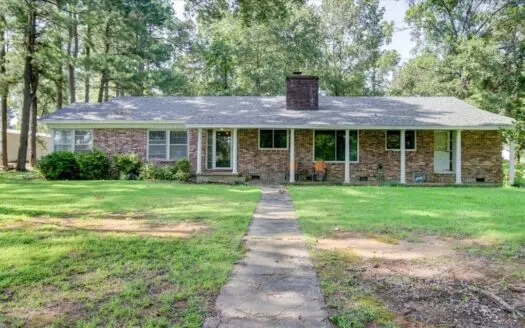 Home for Sale in Quaint Arkansas Town