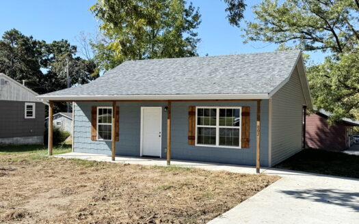 New Construction Home For Sale – El Dorado Springs, MO.