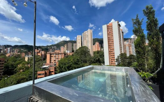 Penthouse with Charming Terrace and jacuzzi