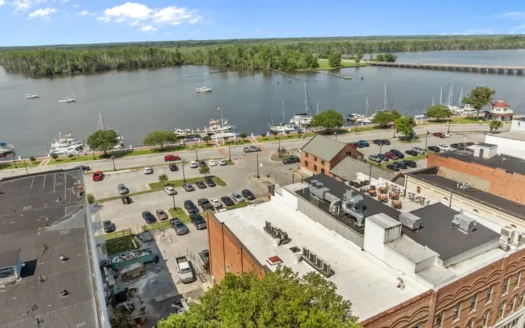 Stylish Condo with Balcony & River Views in Historic District!