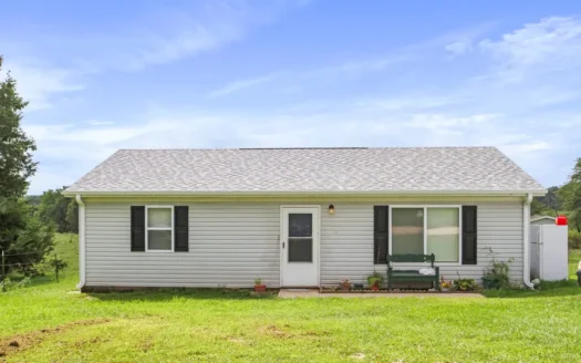 Income Producing Cabin Retreat in the Missouri Ozarks – Dora MO