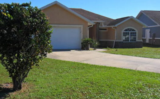 Home For Sale In Lake City Florida Close To Schools