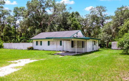 Spacious Country Home for Sale in Live Oak, Florida