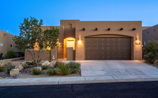 Charming Southwestern NM Home for Sale in Picacho Hills