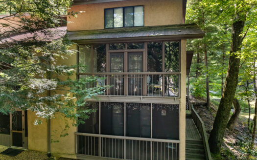 Mountain Retreat Condominium  Gatlinburg Tennessee BUY Now