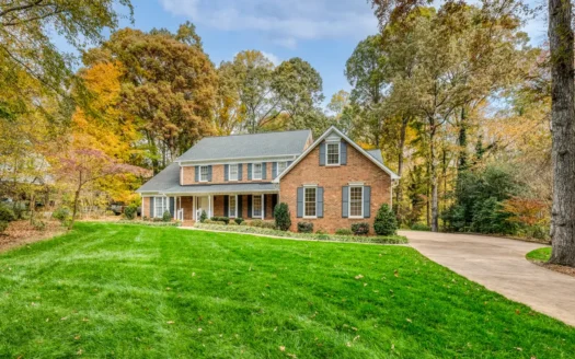 Beautiful 4 BR Home in Mint Hill