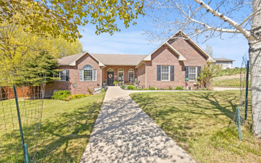 Custom 5 Bedroom Home – Views in Craig Colorado for Sale